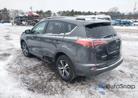 2018 Toyota Rav4 Xle from USA, damaged, VIN 2T3RFREV0JW751627